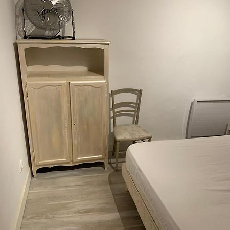 Apartamento La fontaine Aups Exterior foto