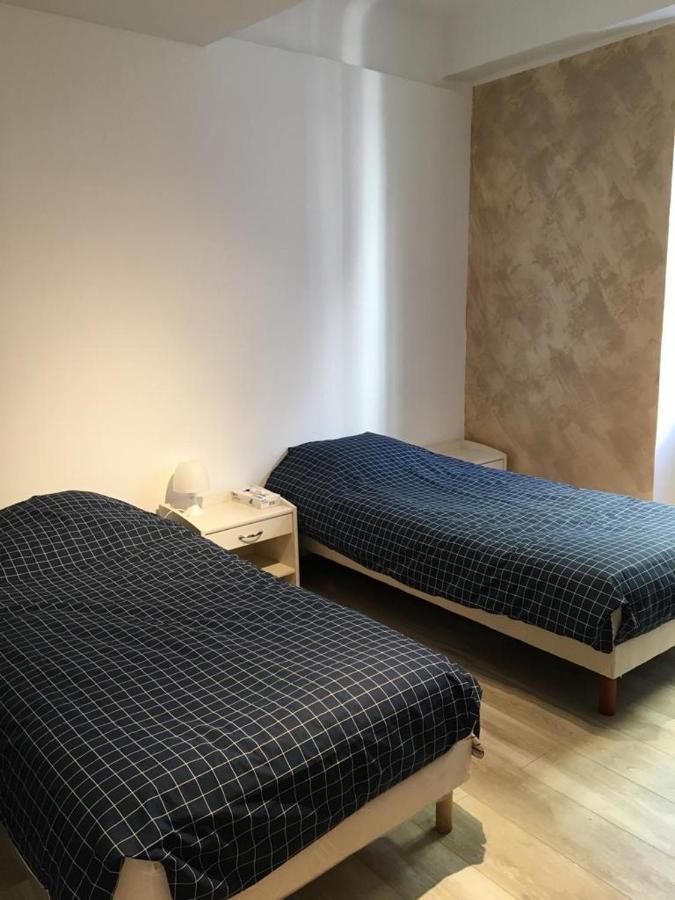 Apartamento La fontaine Aups Exterior foto