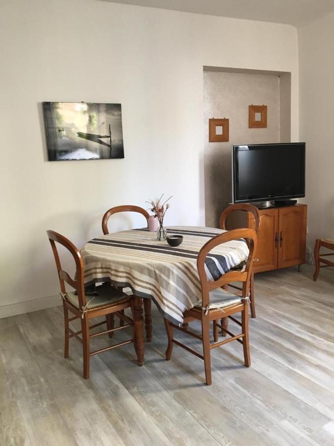 Apartamento La fontaine Aups Exterior foto